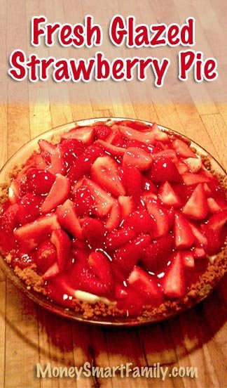 A Fresh Glazed Strawberry Pie Recipe No Leftovers! #FreshStrawberryPie #GlazedStrawberryPie #StrawberryPie