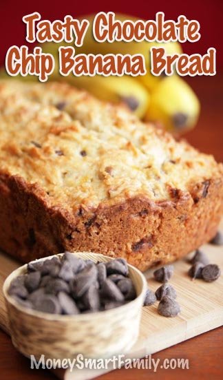 12 Easy Bread Recipes - Round-Up Page 15 A Tasty Chocolate Chip Banana Bread Recipe #BananaBread #ChocolateChipBananaBread #EasyBreadRecipe