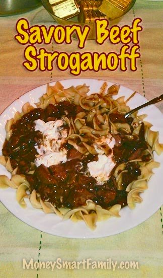 Chunk Beef Main Dish Recipes - Recipe Round-Up 5 A Simple, Savory Beef Stroganoff Recipe made in the Crockpot! #BeefStroganoff #BeefStroganoffCrockpot #ChunkBeefMainDishRecipe